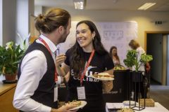 05.08_Learning-Innovation-Kft_LEARNI-HReggeli_CR_SZM6674-275